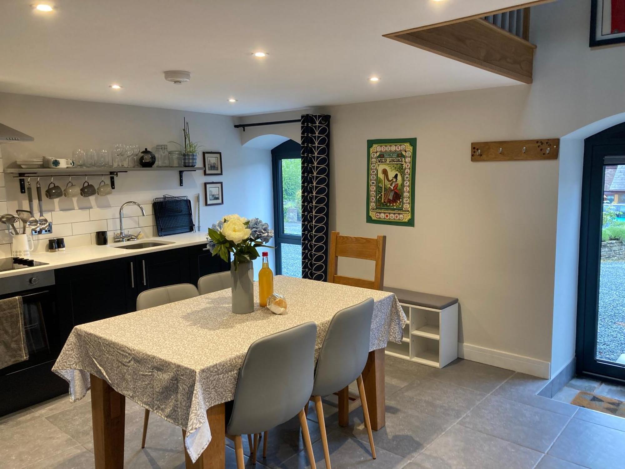 Chalet Ty Bach Coch Scethrog